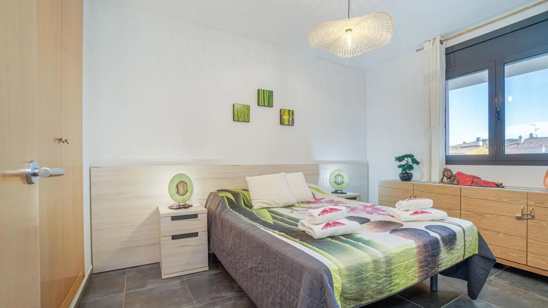 אמפוריבראבה Apart-Rent Apartment Mimoses 0052